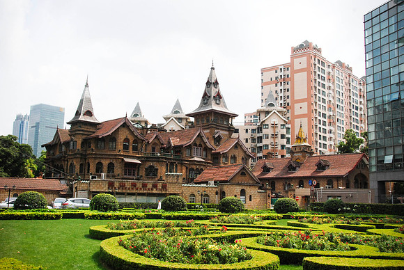 Our "villa-castle" is nestled in the middle of the huge modern city of Shanghai!