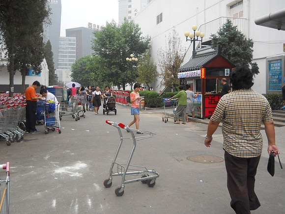 Outside of the supermarket, Carrefour.