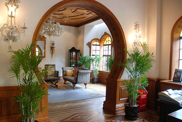 Another view in the Moller Villa.