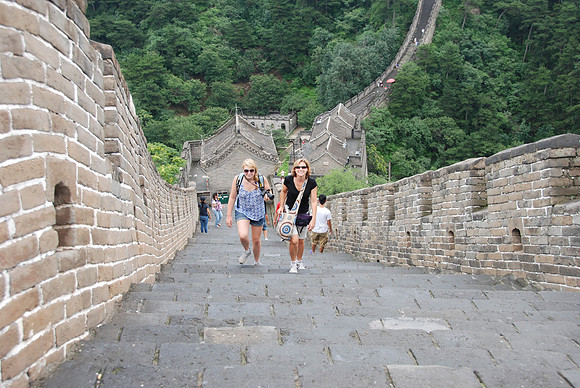 Look at Joslyn and Trish smiling on their way uphill!  Not even breathing hard!