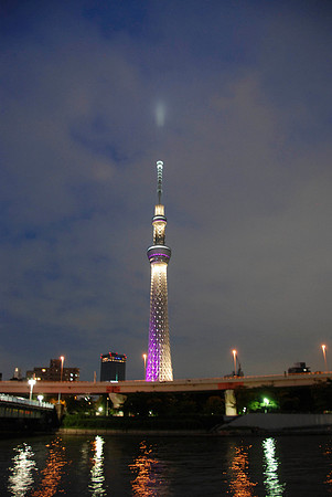 The height of the TOKYO SKYTREE was originally specified at approximately 610m in the original project. However, it was planned from the beginning to be the world's tallest free-standing broadcasting