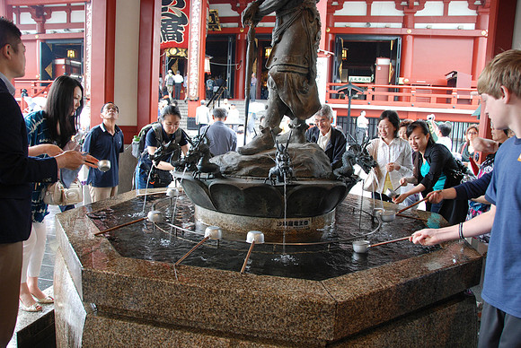 Everyone had to purify themselves before entering the temple.