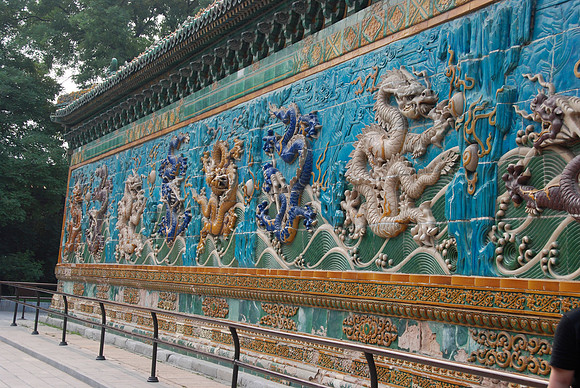 The Nine-Dragon Screen is symbolic to Beijing. It is made of colored glazed tiles is the most splendid of the three imperial nine dragon screens. Built in 1756, the screen is 25.78 meters long, 6.65